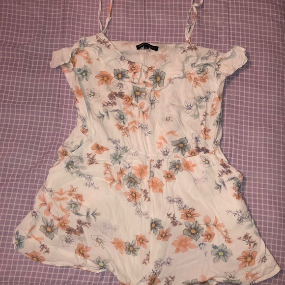 Floral Romper - Picture 1 of 7